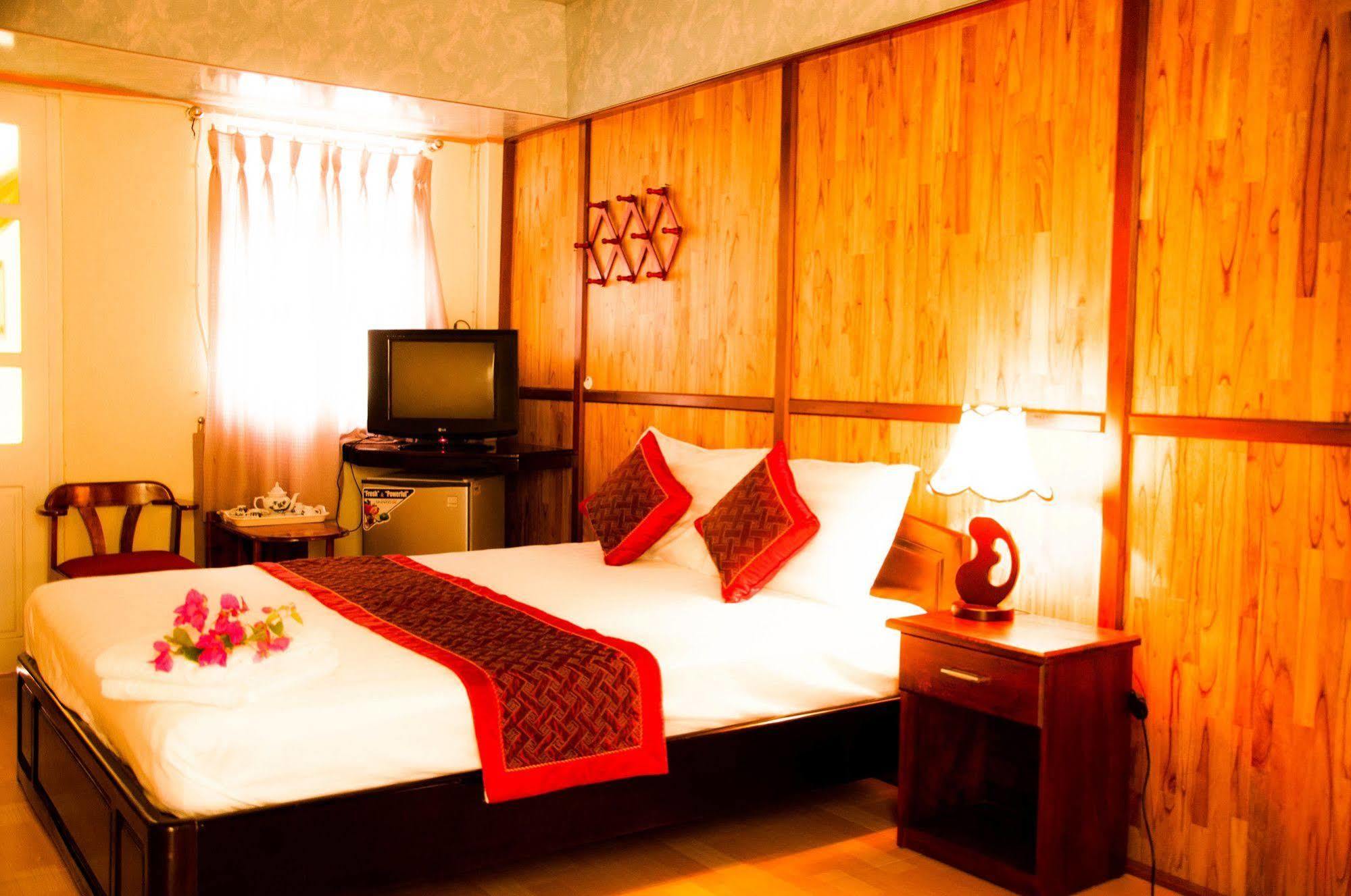 Memories Homestay Хой Ан Екстериор снимка